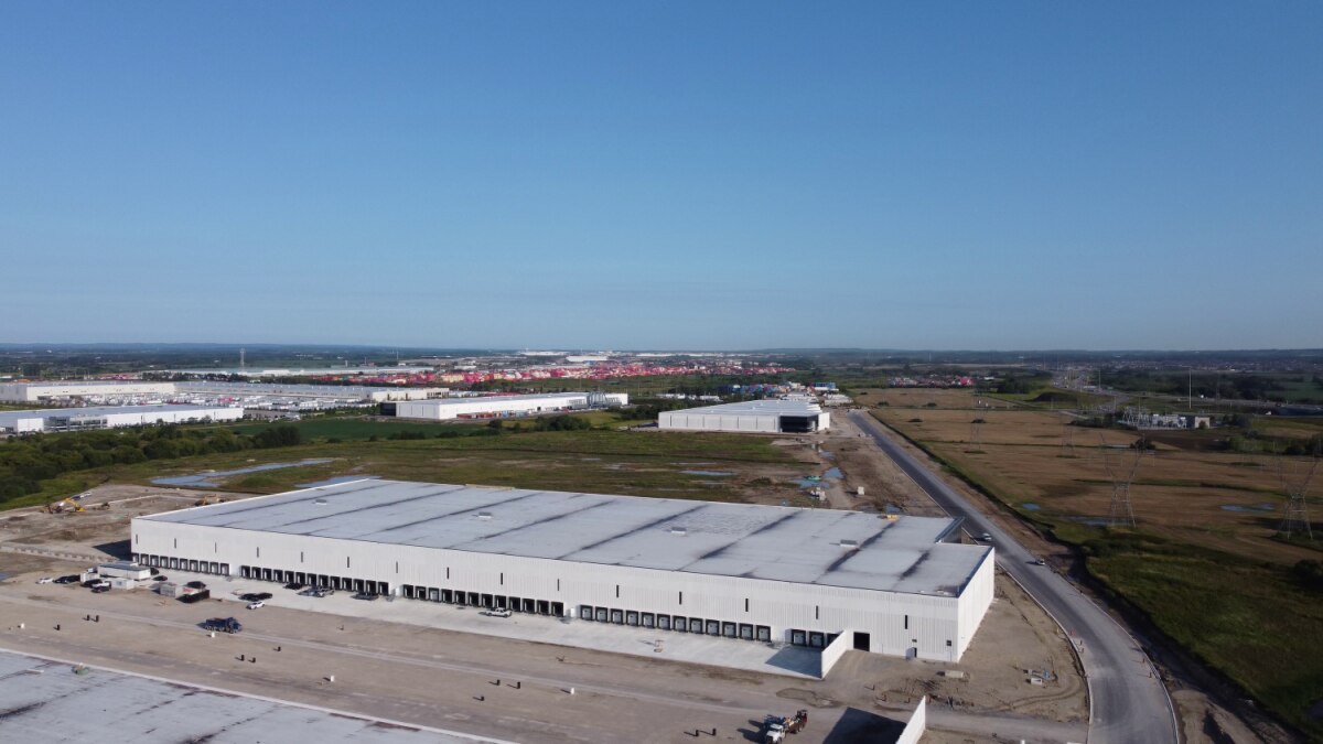 [Photo] Exterior view of the Hanon Systems Woodbridge plant in Canada.png